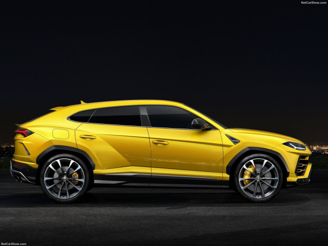 Lamborghini Urus фото