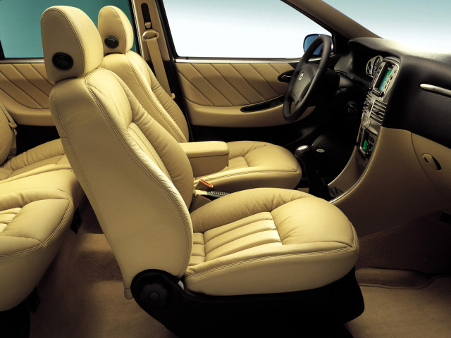 Lancia Lybra фото