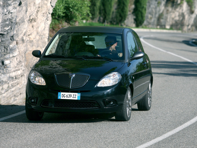 Lancia Ypsilon Sport фото