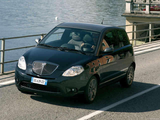 Lancia Ypsilon Sport фото