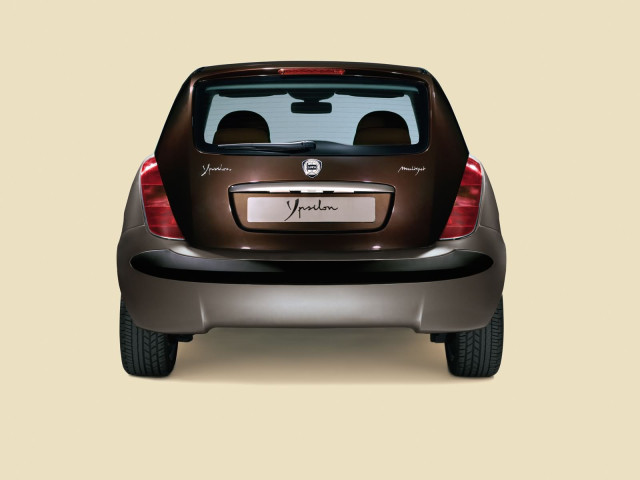 Lancia Ypsilon фото