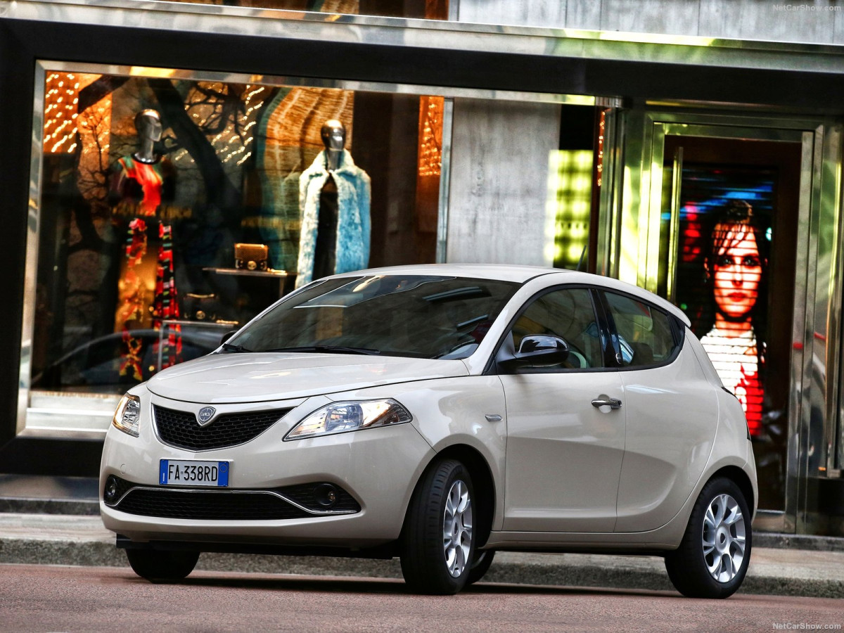 Lancia Ypsilon фото 163510