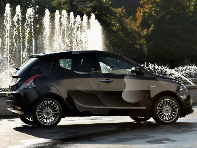 Lancia Ypsilon фото