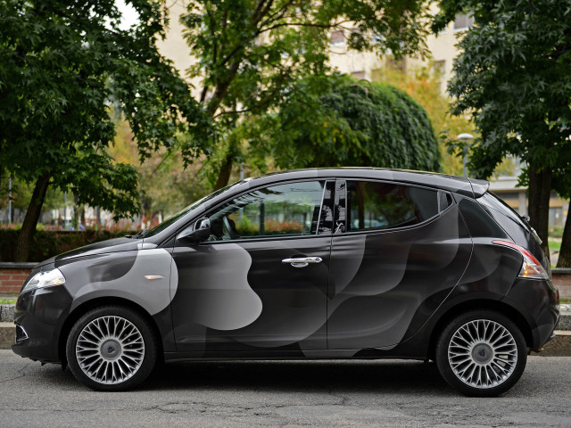 Lancia Ypsilon фото