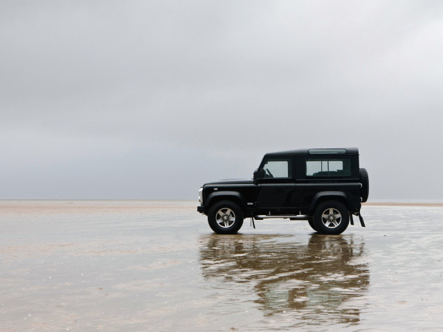 Land Rover Defender SVX фото