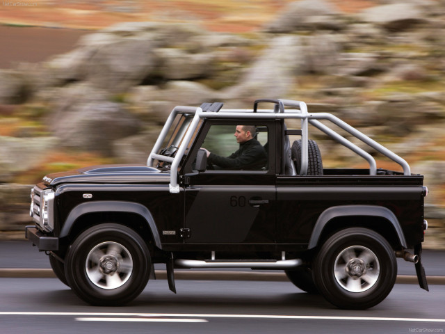 Land Rover Defender SVX фото