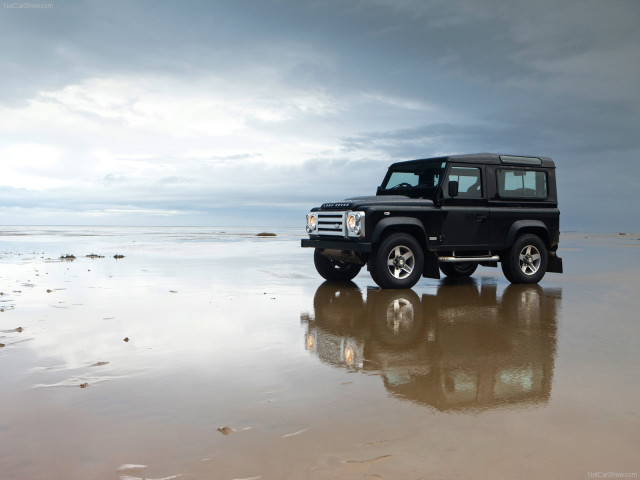 Land Rover Defender SVX фото