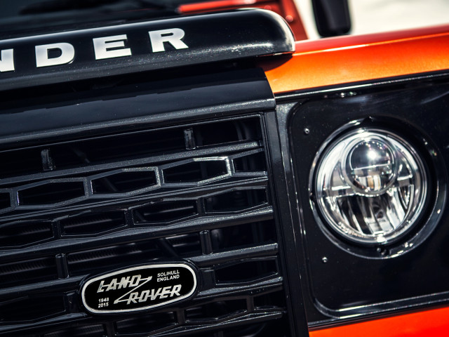 Land Rover Defender фото