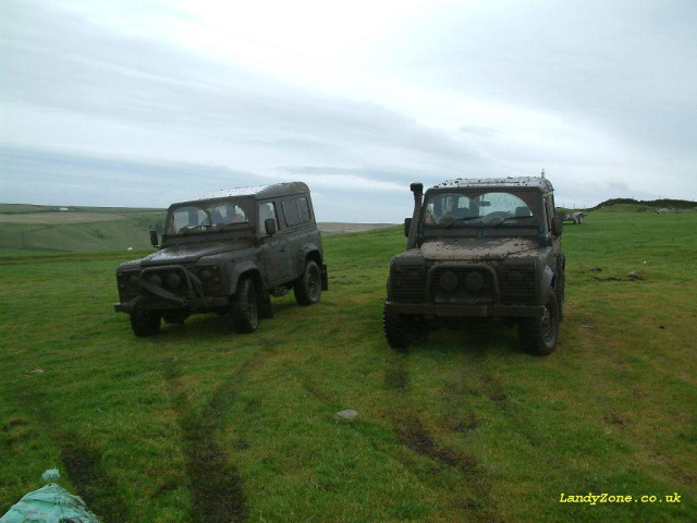 Land Rover Defender фото