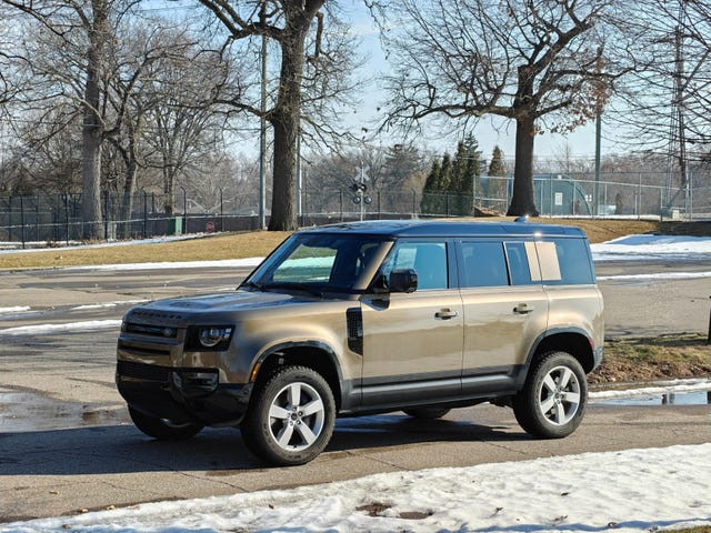 Land Rover Defender фото