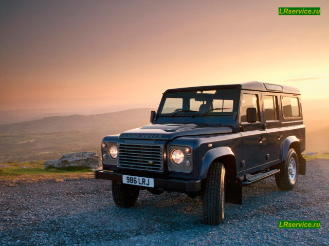 Land Rover Defender фото