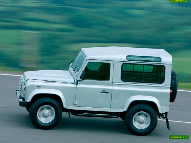 Land Rover Defender фото