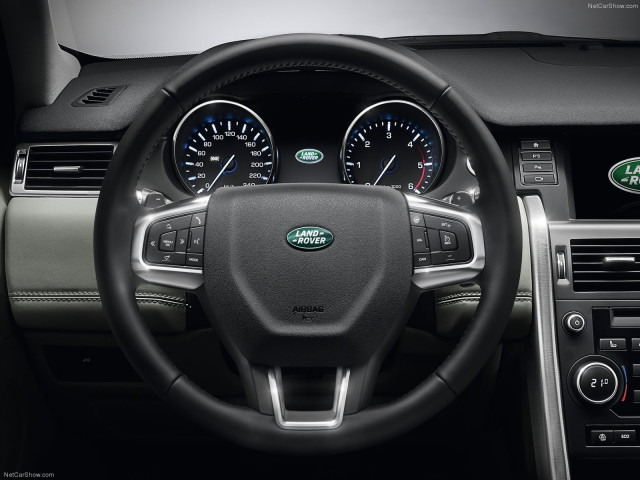 Land Rover Discovery Sport фото