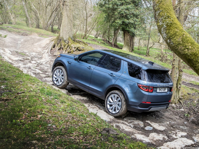 Land Rover Discovery Sport фото