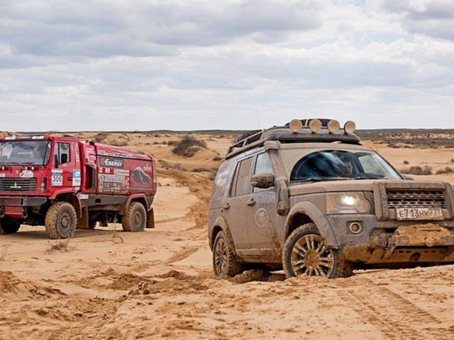 Land Rover Discovery фото