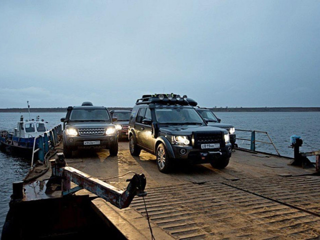 Land Rover Discovery фото