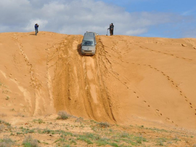 Land Rover Discovery фото