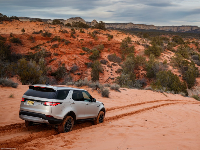 Land Rover Discovery фото