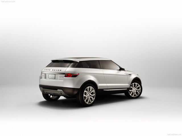 Land Rover LRX фото