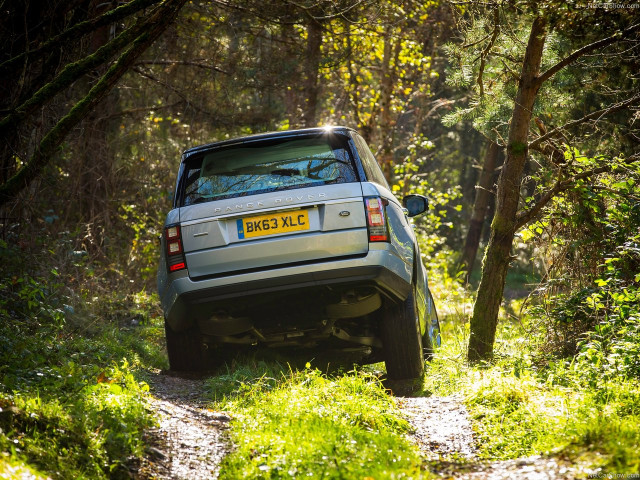 Land Rover Range Rover Hybrid фото