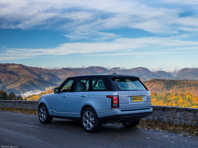 Land Rover Range Rover Hybrid фото