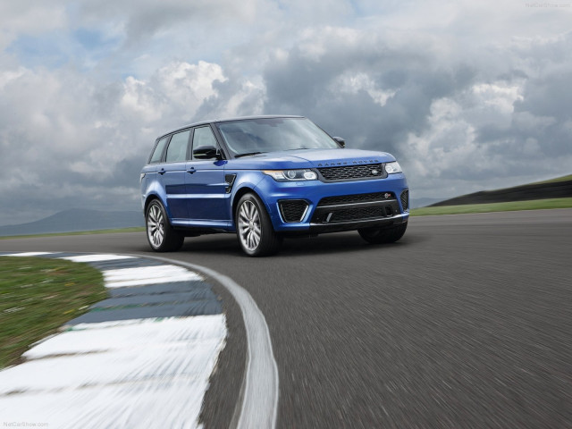 Land Rover Range Rover Sport SVR фото