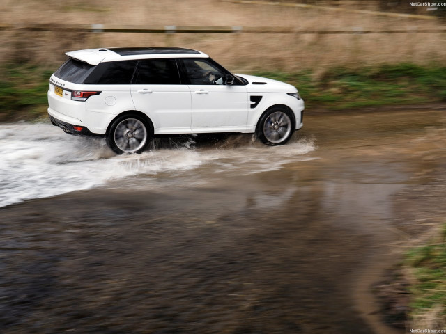 Land Rover Range Rover Sport SVR фото