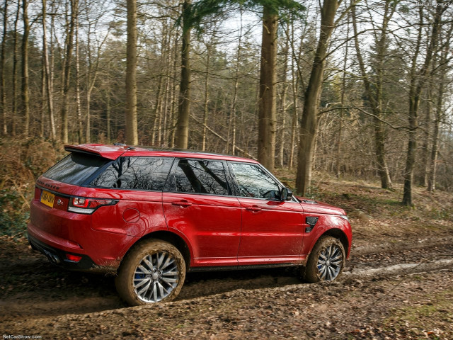 Land Rover Range Rover Sport SVR фото