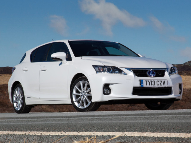 Lexus CT 200h фото