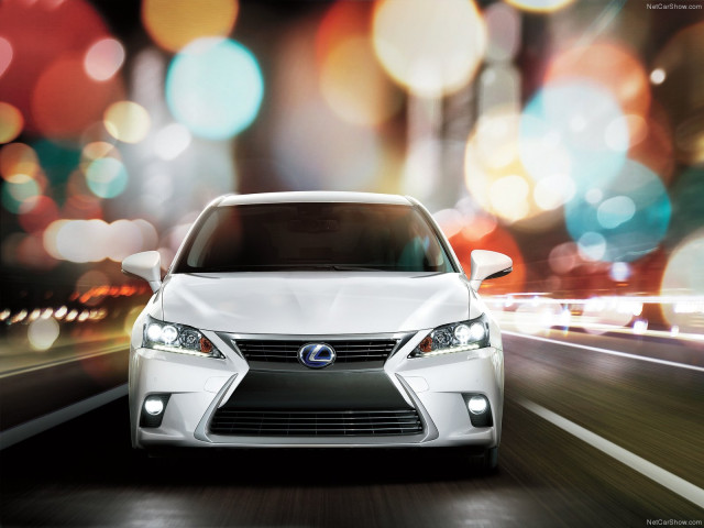 Lexus CT 200h фото