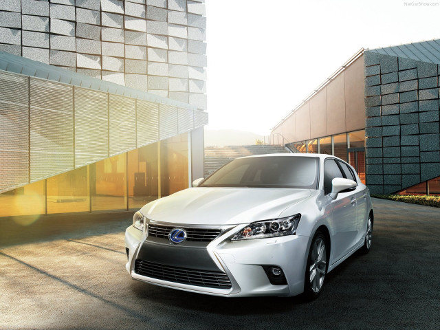 Lexus CT 200h фото