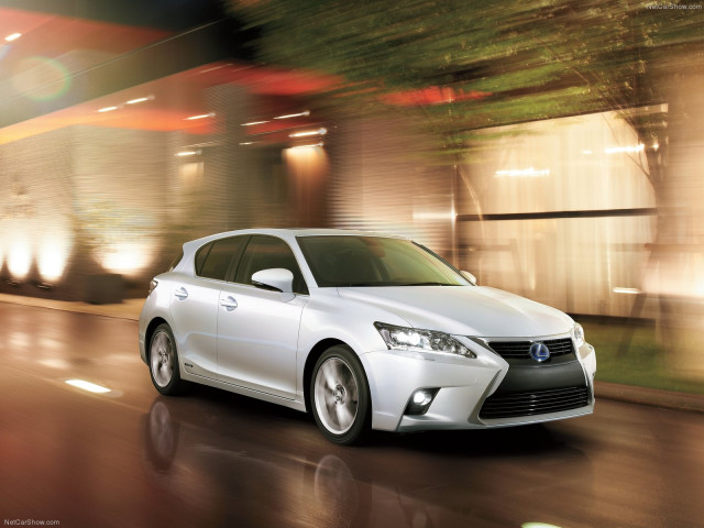 Lexus CT 200h фото