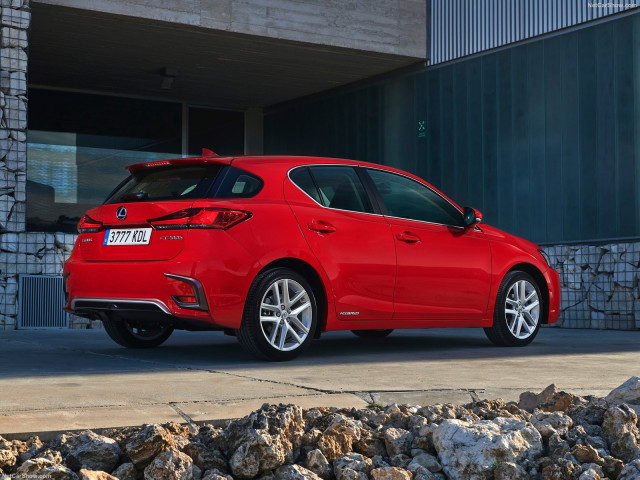 Lexus CT 200h фото
