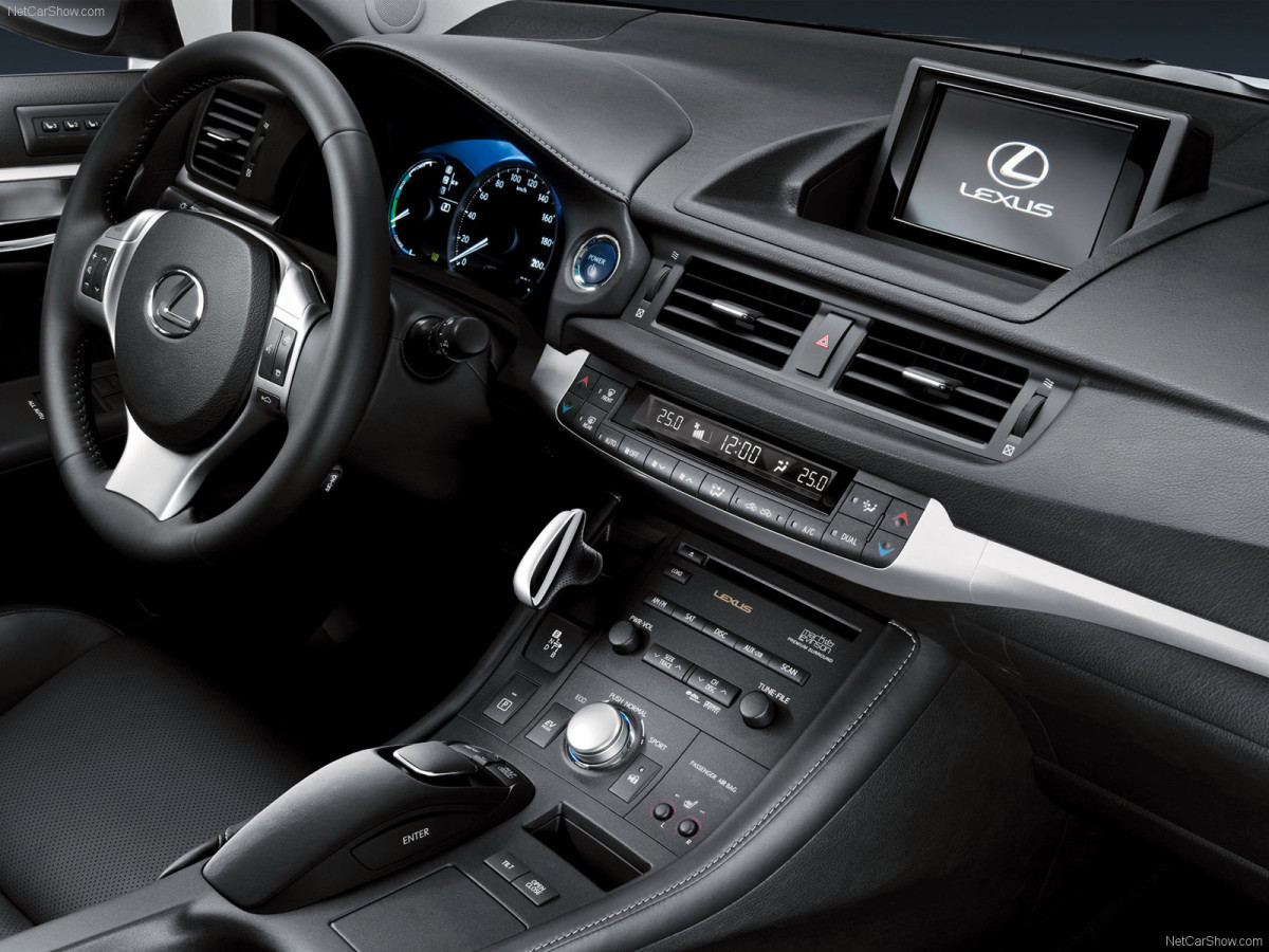 Lexus CT 200h фото 78411