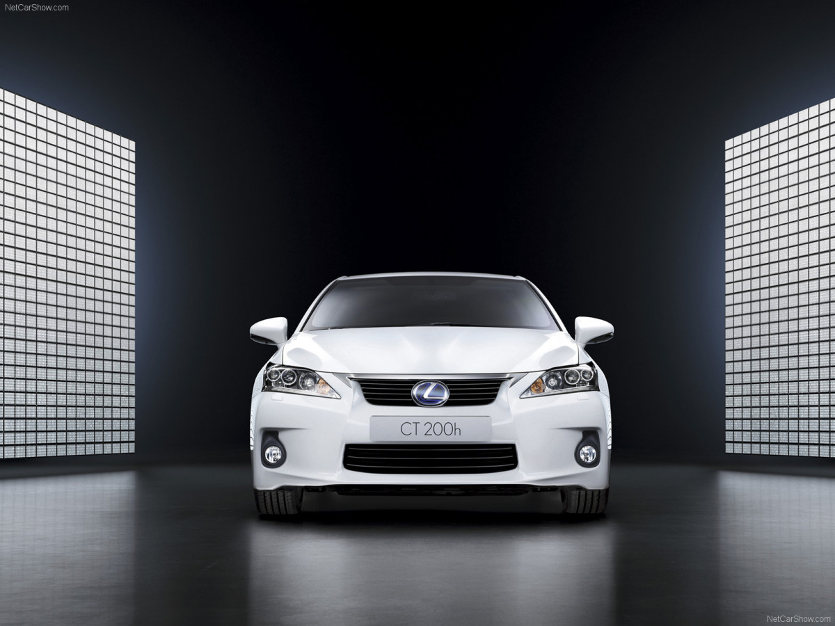 Lexus CT 200h фото 78421