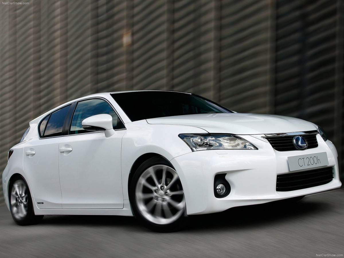 Lexus CT 200h фото 78425