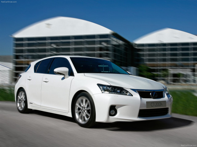 Lexus CT 200h фото