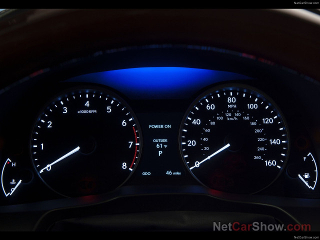 Lexus ES 300h фото