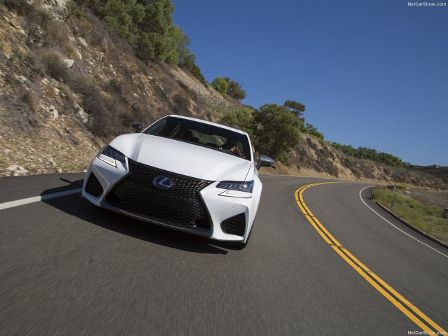 Lexus GS F фото