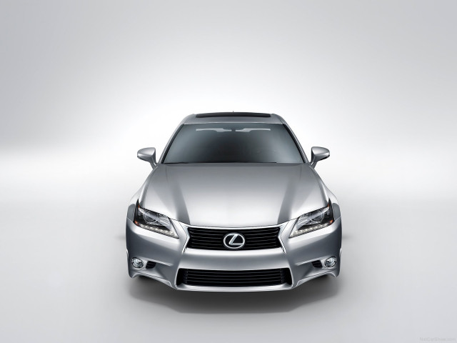 Lexus GS фото