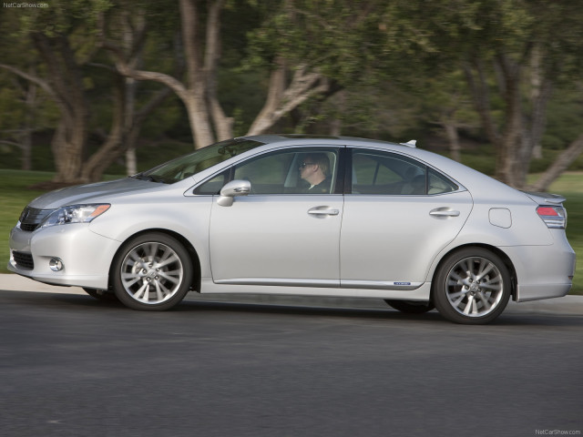 Lexus HS 250h фото