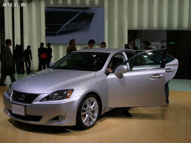 Lexus IS 350 фото