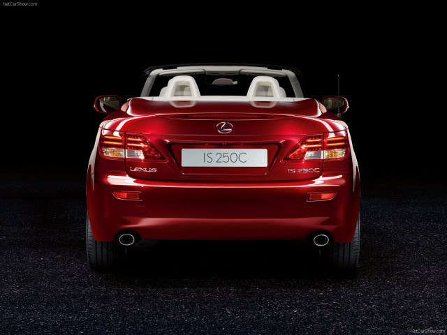 Lexus IS Convertible фото