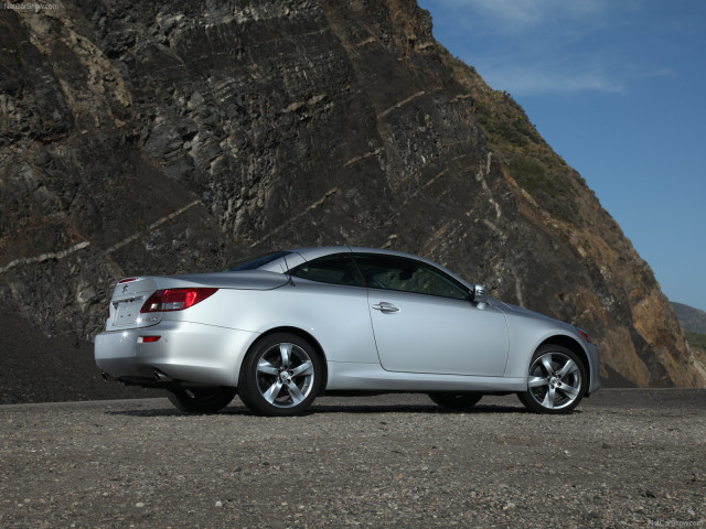 Lexus IS Convertible фото