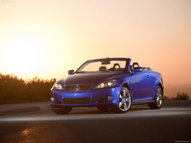 Lexus IS Convertible фото