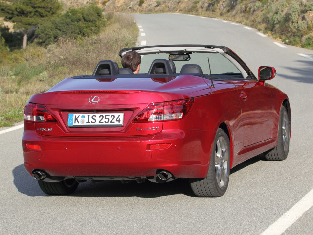 Lexus IS Convertible фото