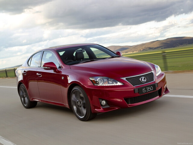 Lexus IS фото