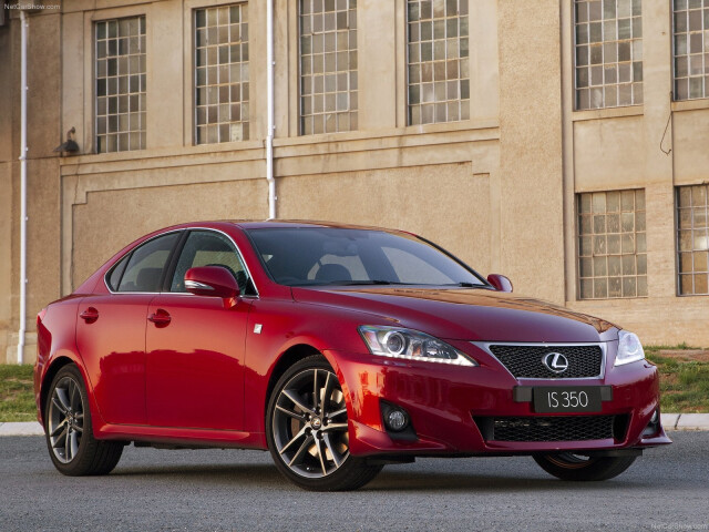 Lexus IS фото
