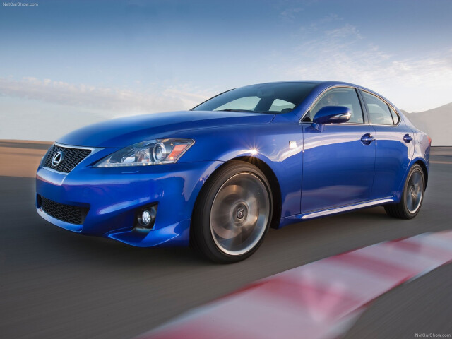Lexus IS фото