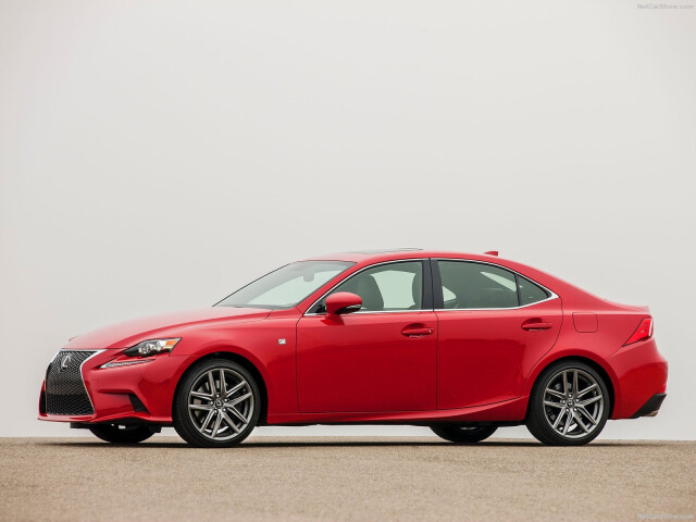 Lexus IS фото